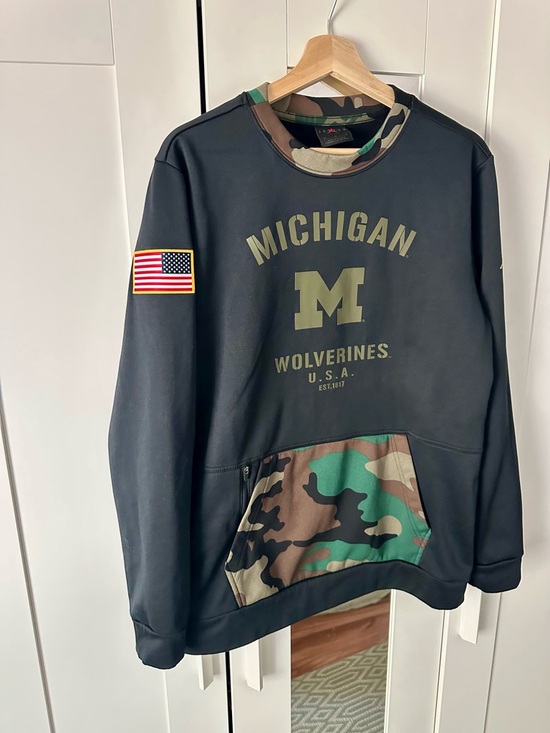 Jordan Other - Jordan Men’s Black Michigan Wolverines  Sweatshirt with Olive Camo Trim